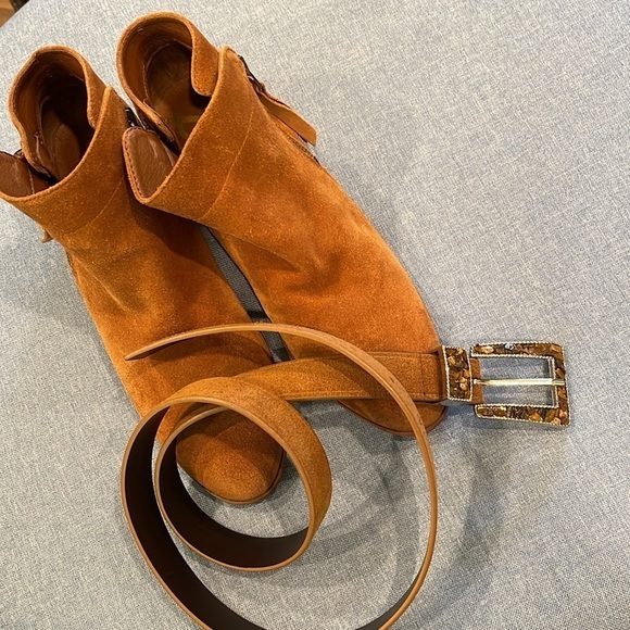 Nine West XL suede leather belt with rock embellished hardware & squared buckle - Picture 8 of 9